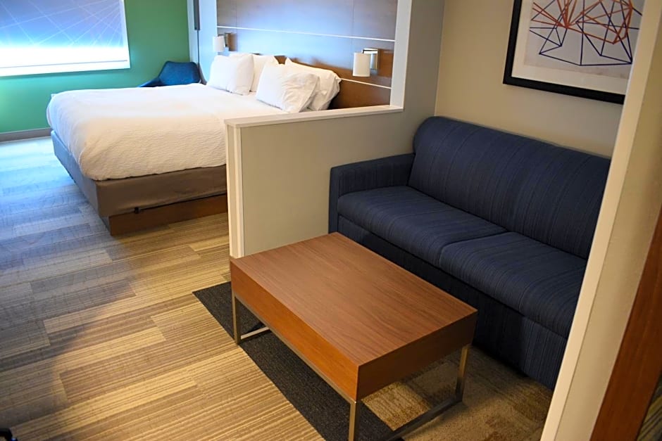 Holiday Inn Express Hotel & Suites Lincoln South By IHG