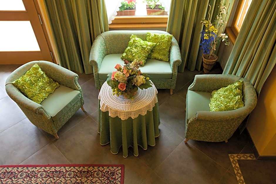 Hotel Dolomiti Saone