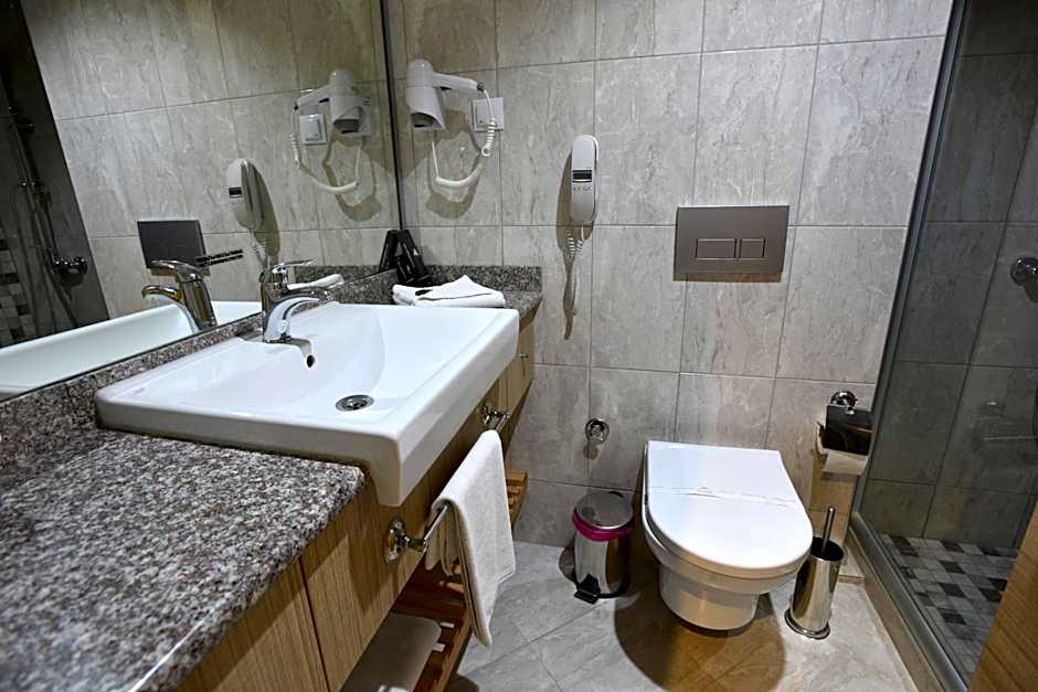 Hotel Izgrev Spa & Aquapark