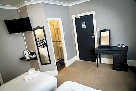Classic Double or Twin Room