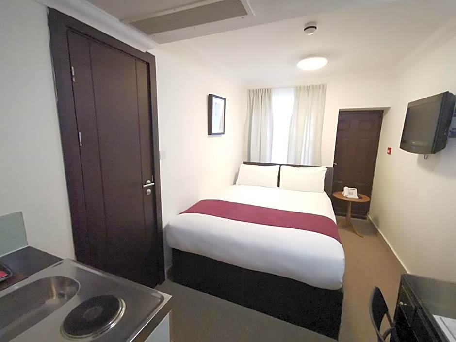 The Royal Chulan Hyde Park Hotel