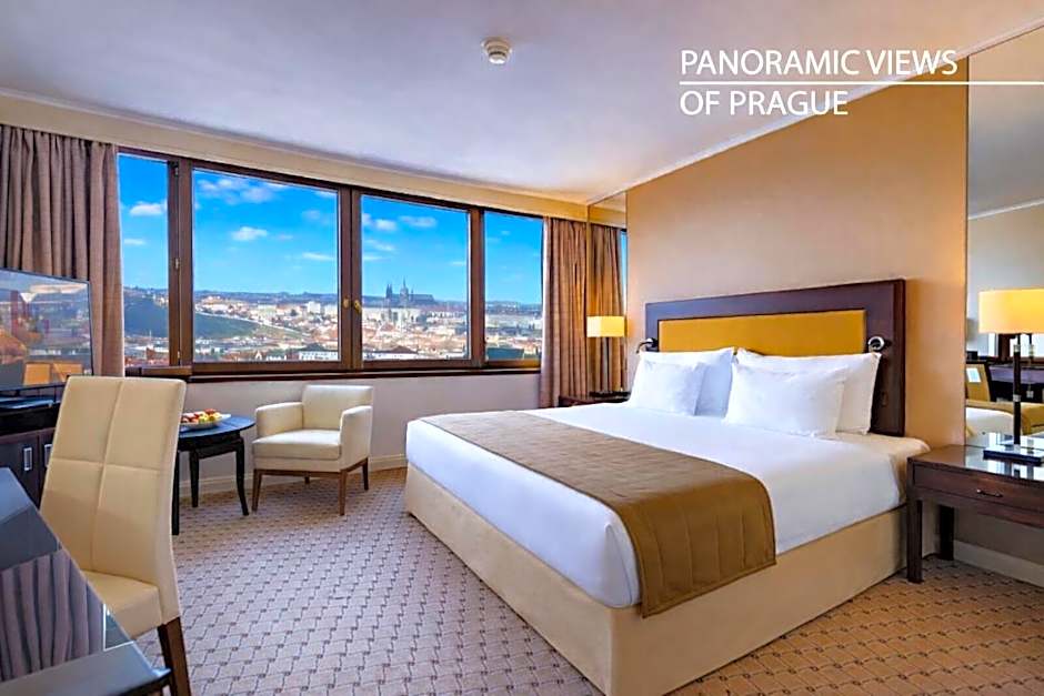 Photo 1 of 10 of Panoramic, City View
