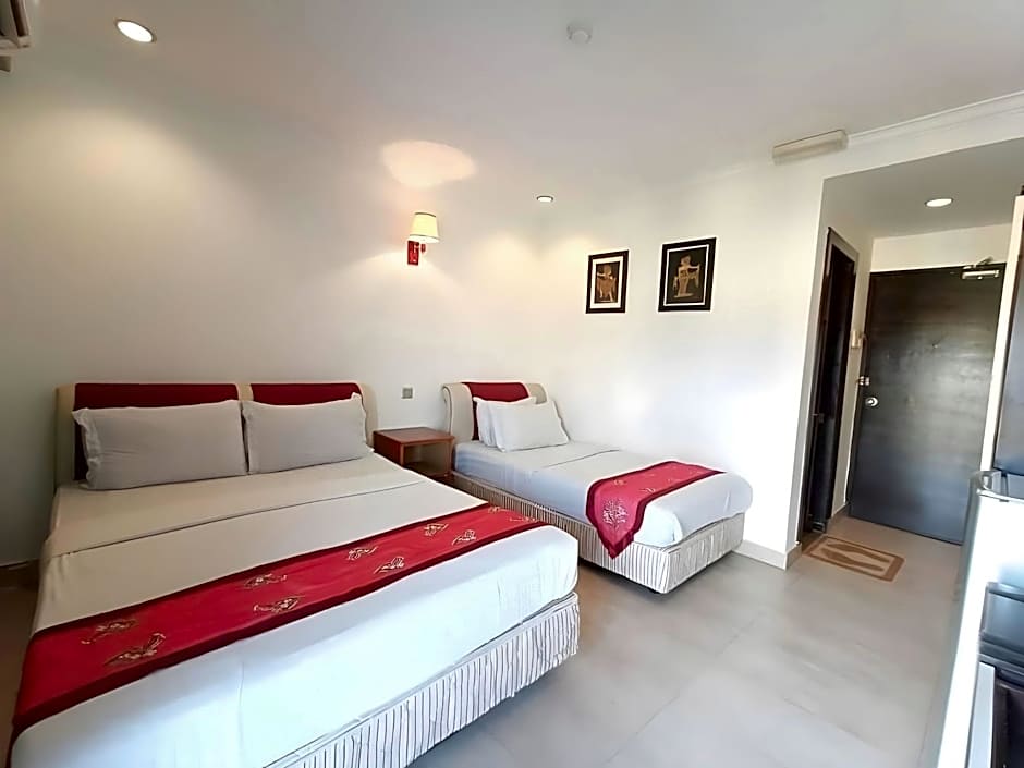 Maya Hotel
