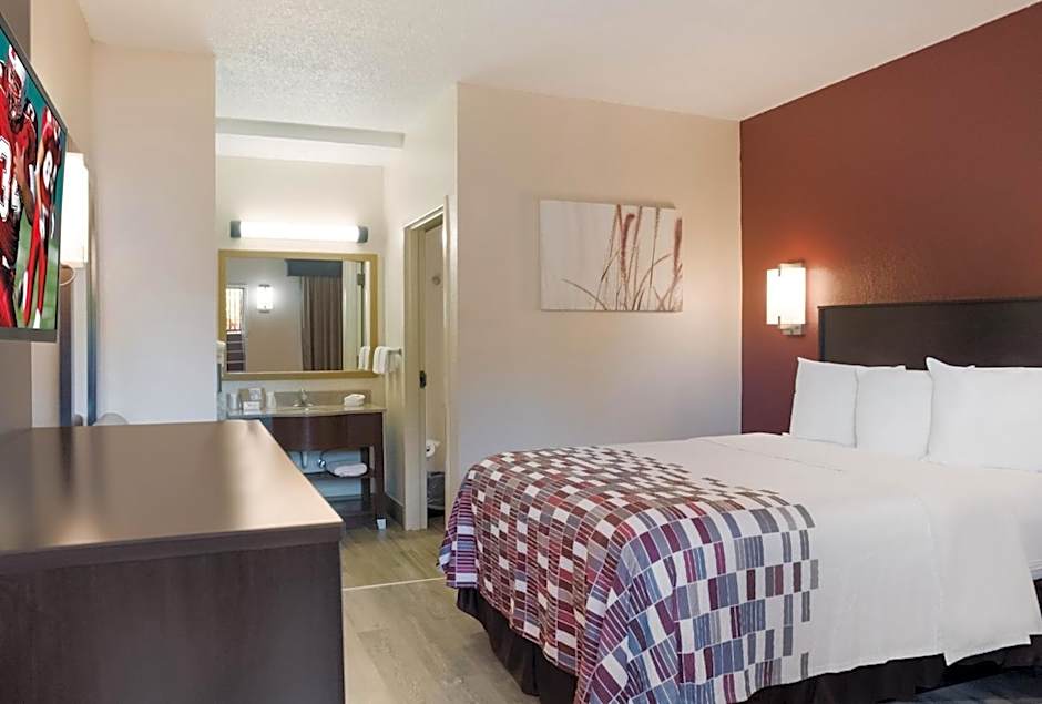 Red Roof Inn Tupelo