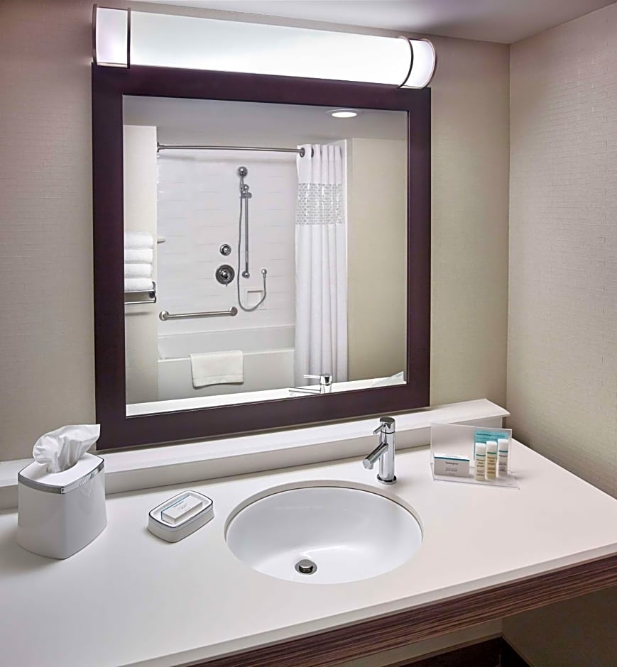Hampton Inn by Hilton Sarnia-Point Edward