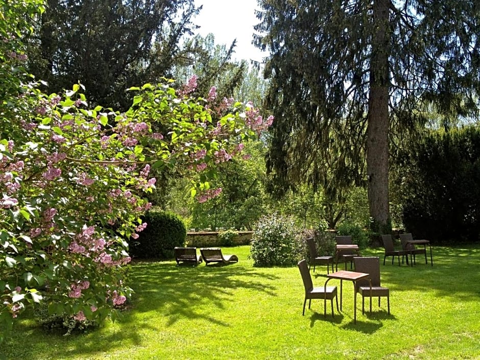 Logis Hostellerie De La Chaumière