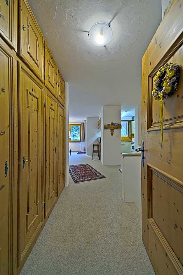 Chesa Tussilago - La Punt-Chamues-ch