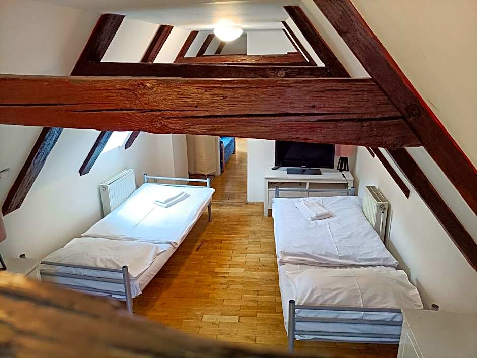 Charles Bridge Hostel & Apartments