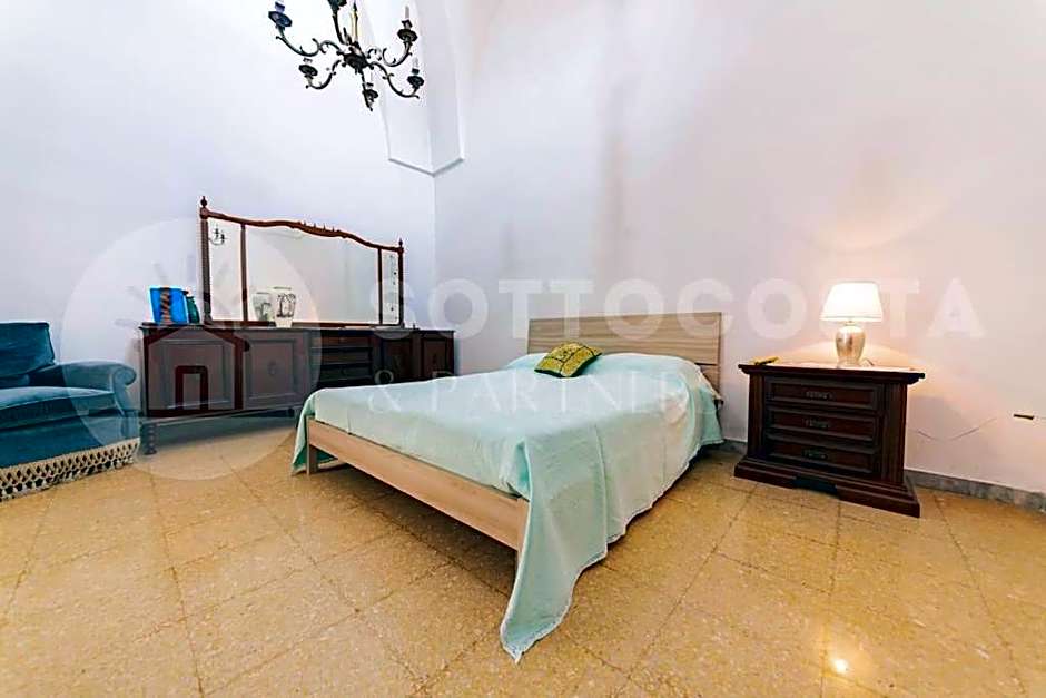 Lucy's Flat - Melendugno