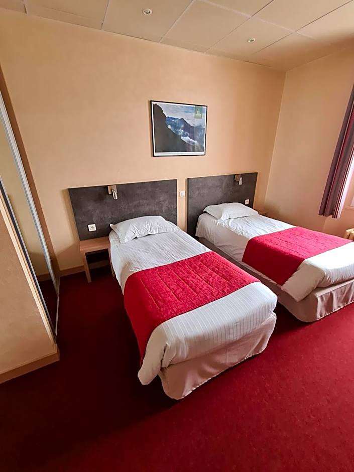 HOSTELLERIE du CANTAL