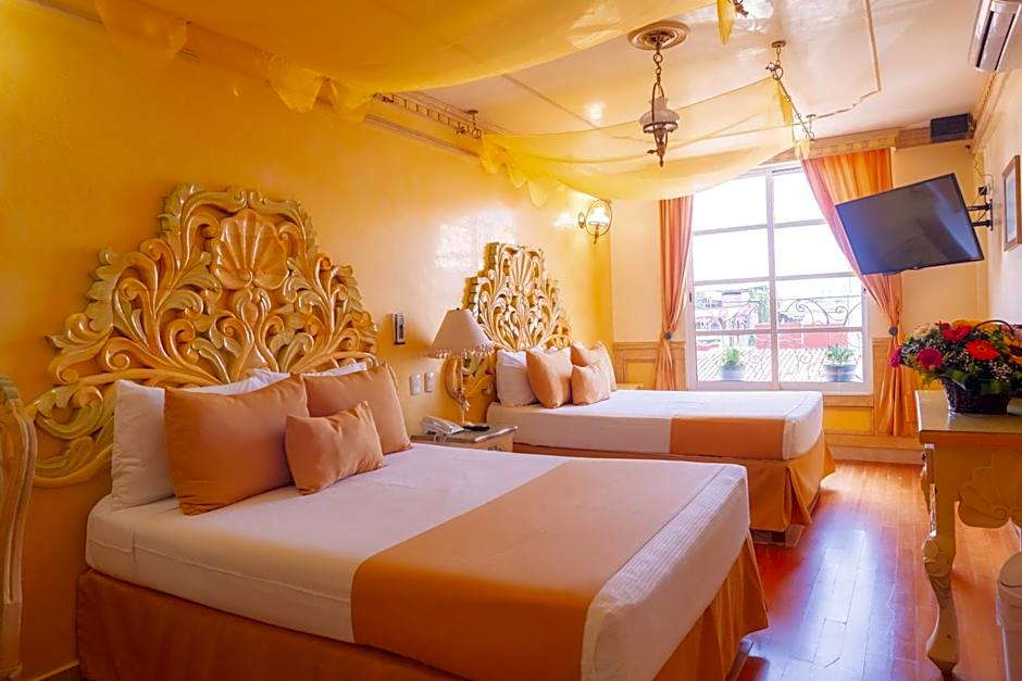 Villa las Margaritas Plaza Cristal