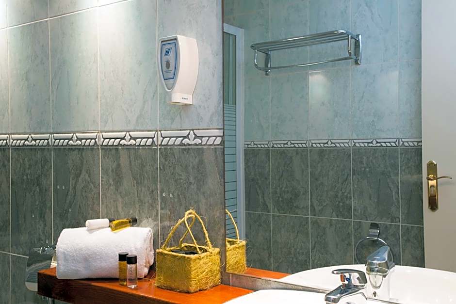 SingularStays Botanico 29 Rooms