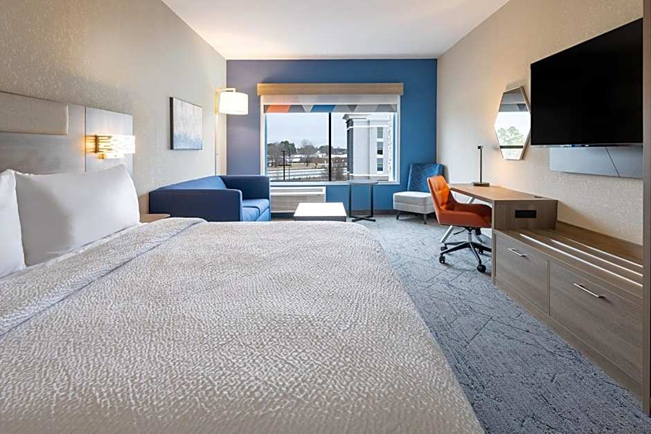 Holiday Inn Express & Suites Benson By IHG