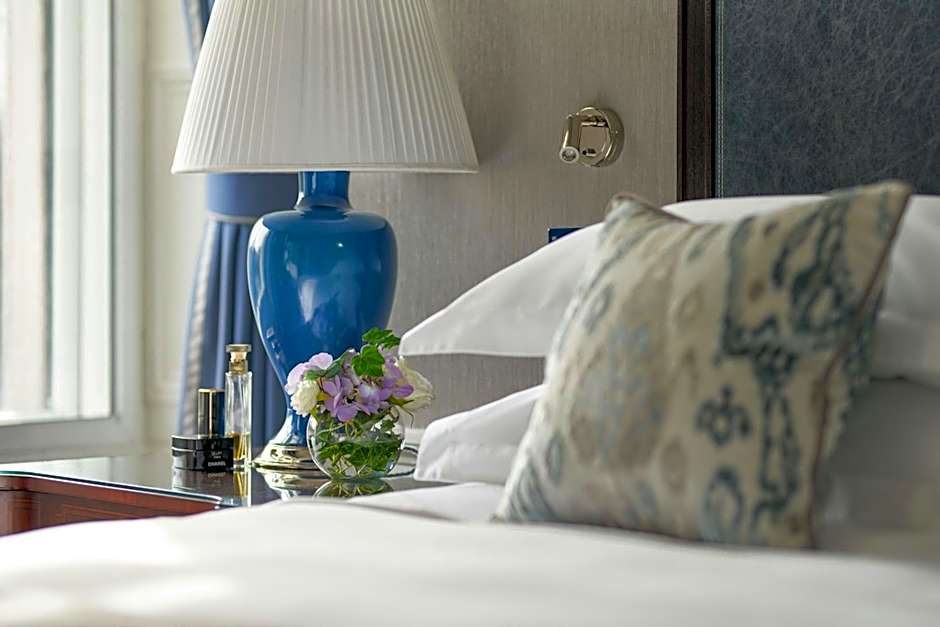 The Shelbourne, Autograph Collection