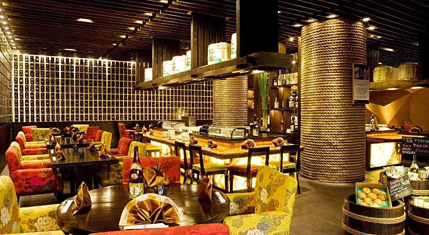 Dusit Thani Manila Hotel