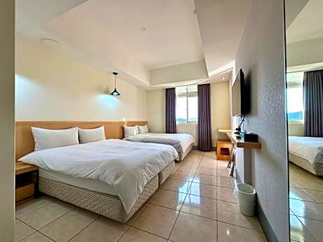 Classic Quadruple Room