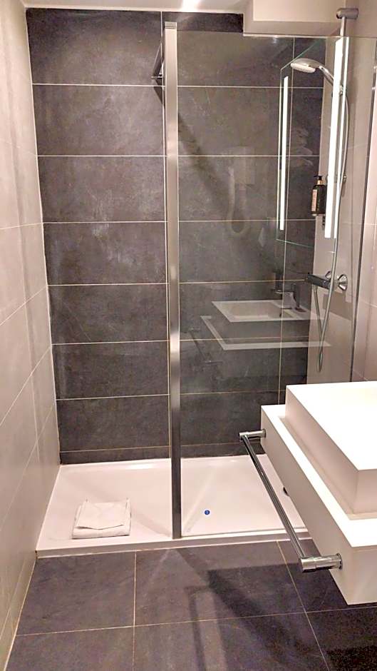 Avia Hotel Saphir Montparnasse