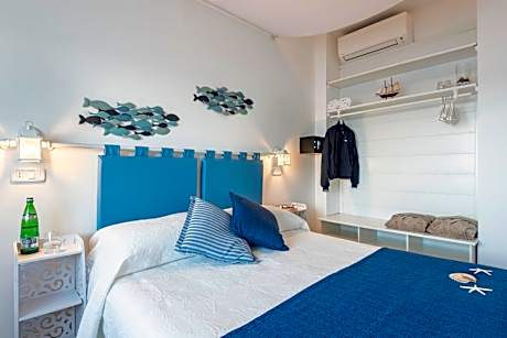 Superior King Room with Sea View