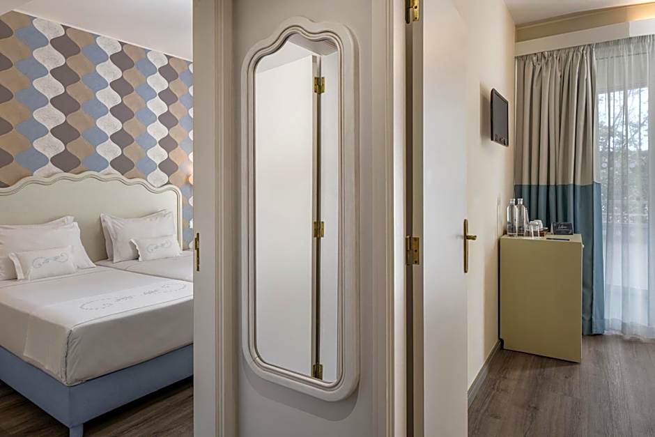 Zdjęcie 1 z 8 — Junior Suite
