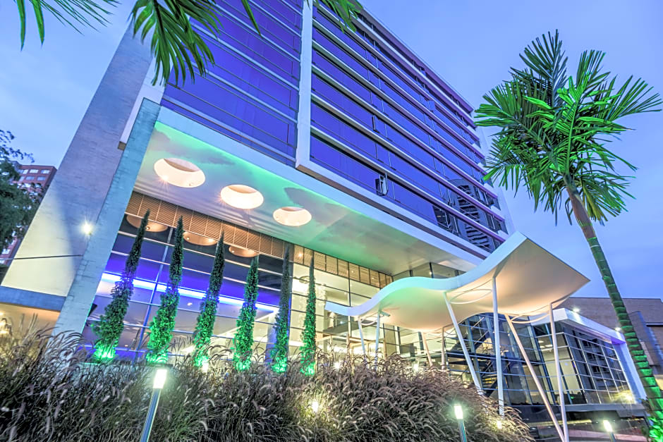 NH Collection Medellin Royal