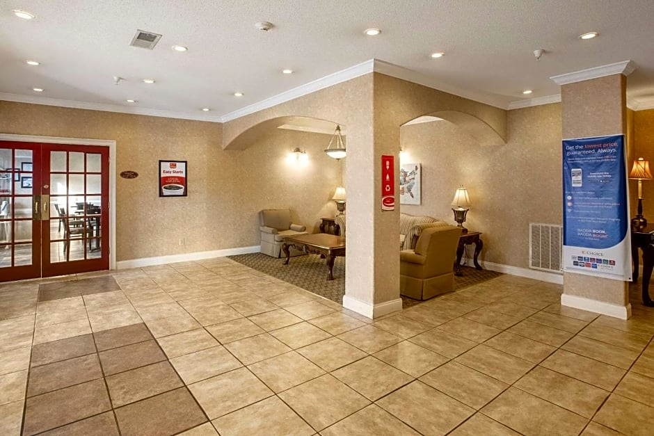 Econo Lodge Inn & Suites Douglasville