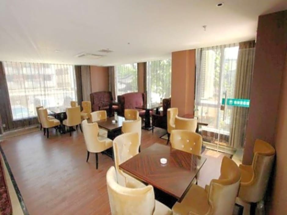 GreenTree Inn Huzhou South Street Chaoyin Bridge Business Hotel