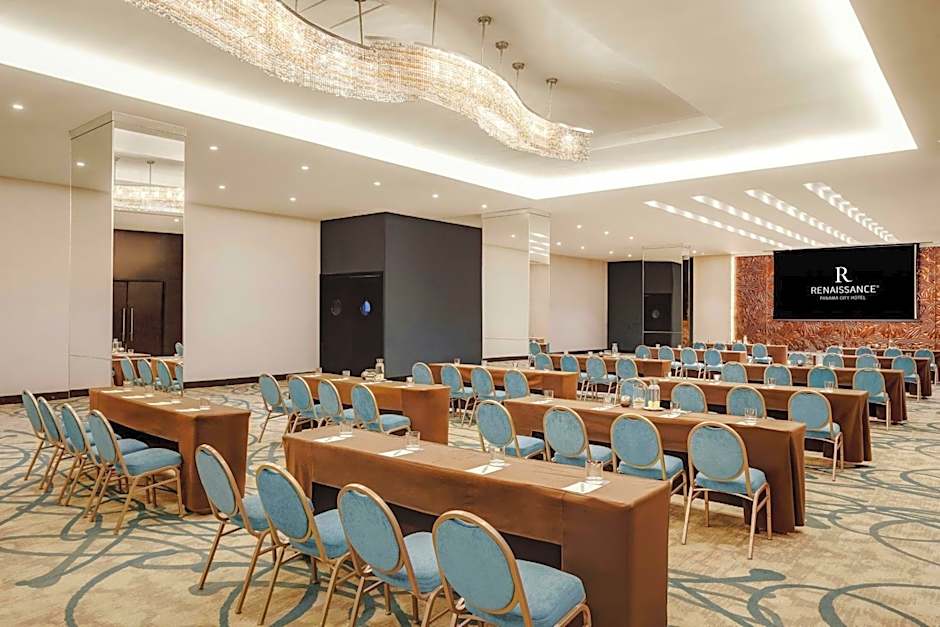 Renaissance Panama City Hotel