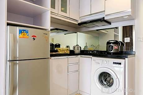 Nice 1BR Apartment at M-Town Signature By Travelio