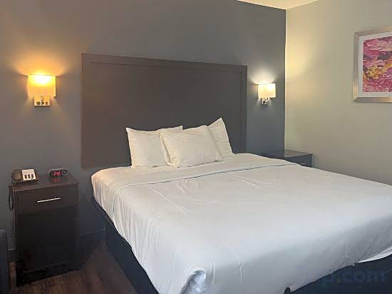 Motel 6 Santa Cruz, CA