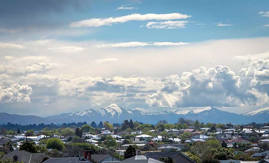 Coastal Ridge Apartments