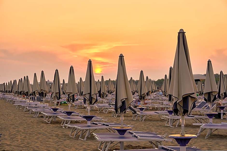 Renewed two-Bedroom apartment in Bibione - Beahost