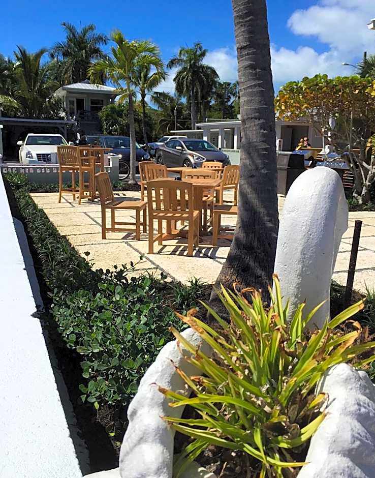 Harborside Motel & Marina