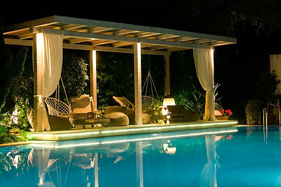 Nikoleta Hotel and Villas