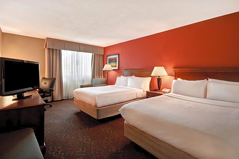 Holiday Inn Cincinnati-Riverfront By IHG