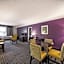 La Quinta Inn & Suites by Wyndham San Antonio Downtown