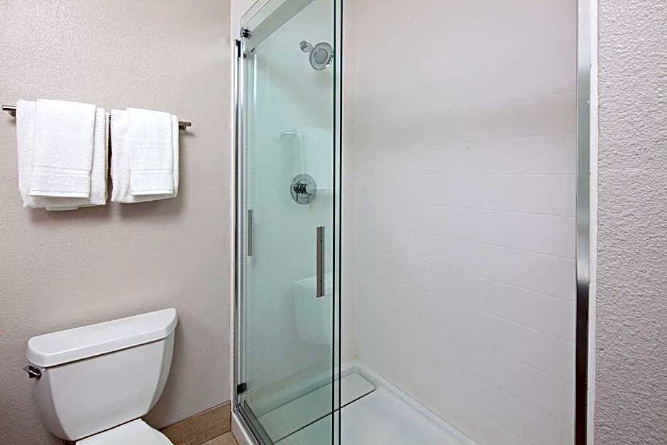 Holiday Inn Express & Suites Rancho Mirage By IHG