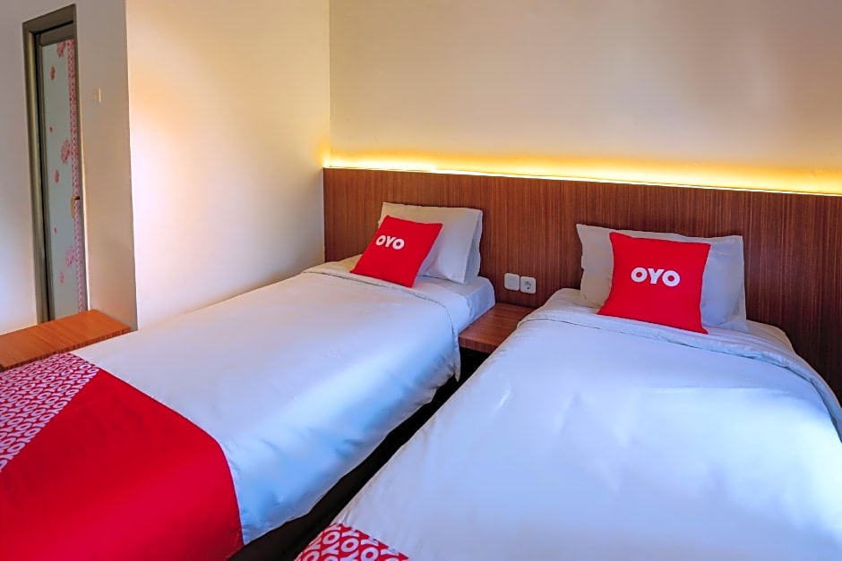 SUPER OYO 3109 Point Inn