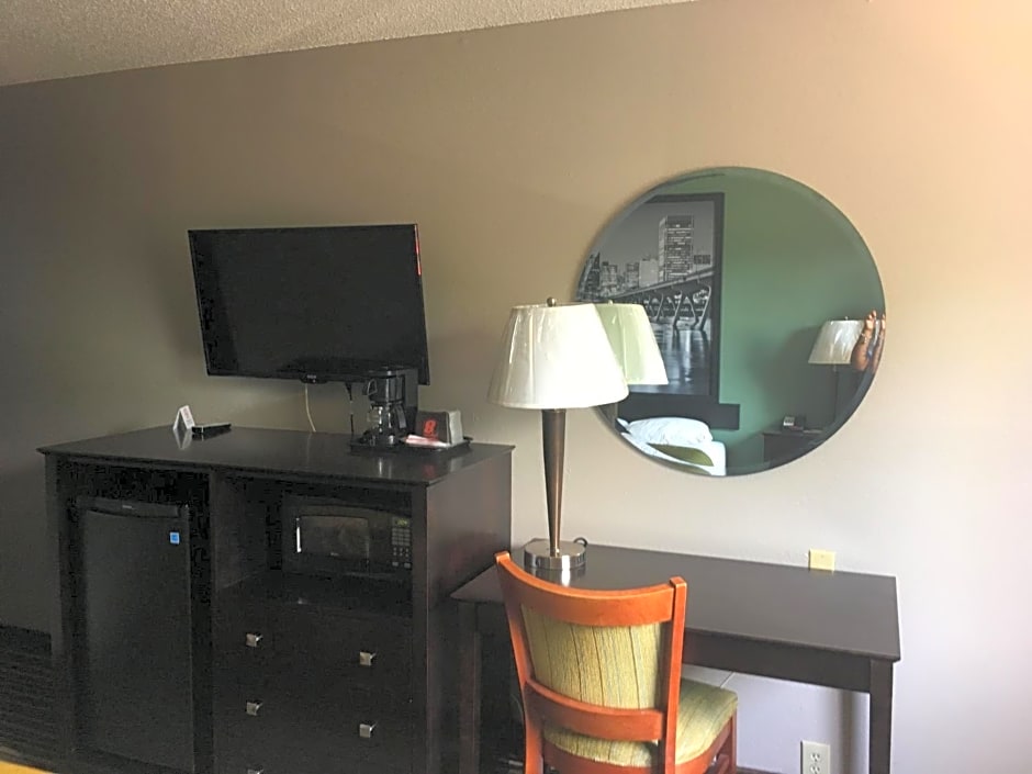 Super 8 by Wyndham Richmond Midlothian Turnpike