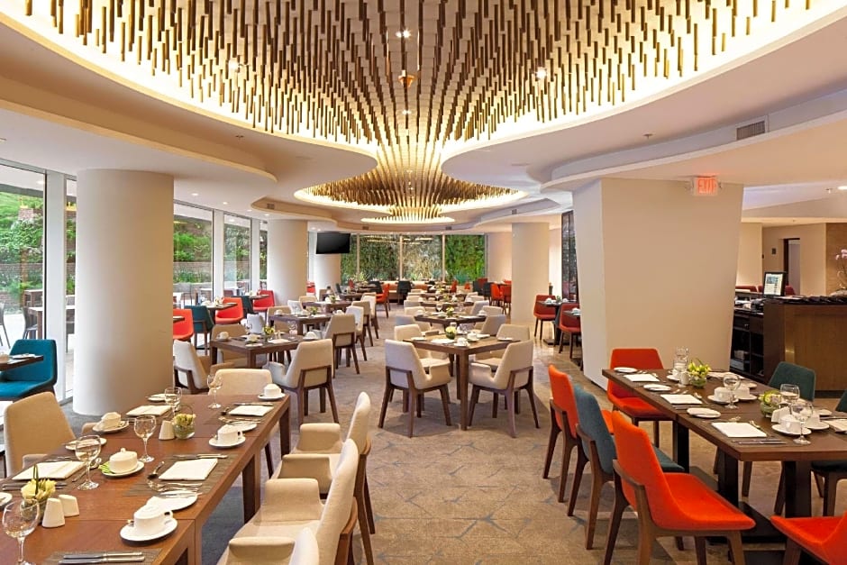 Radisson Hotel Santa Cruz