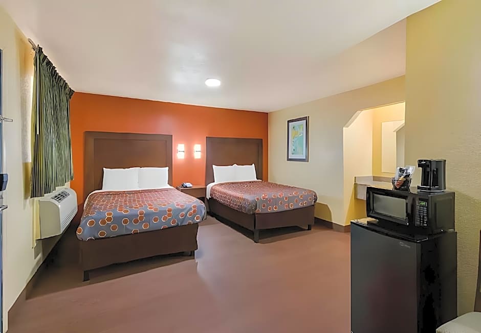 Rodeway Inn & Suites New Orleans East
