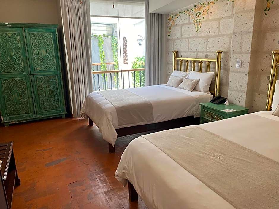 Katari Hotel at Plaza de Armas