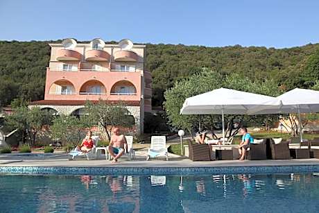 Hotel Carmen