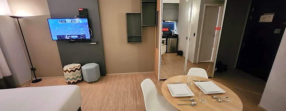 AlphaStay by Alpha - StayService