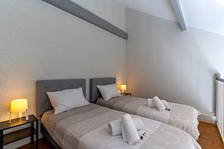 Duplex Apartment (6 Adults)