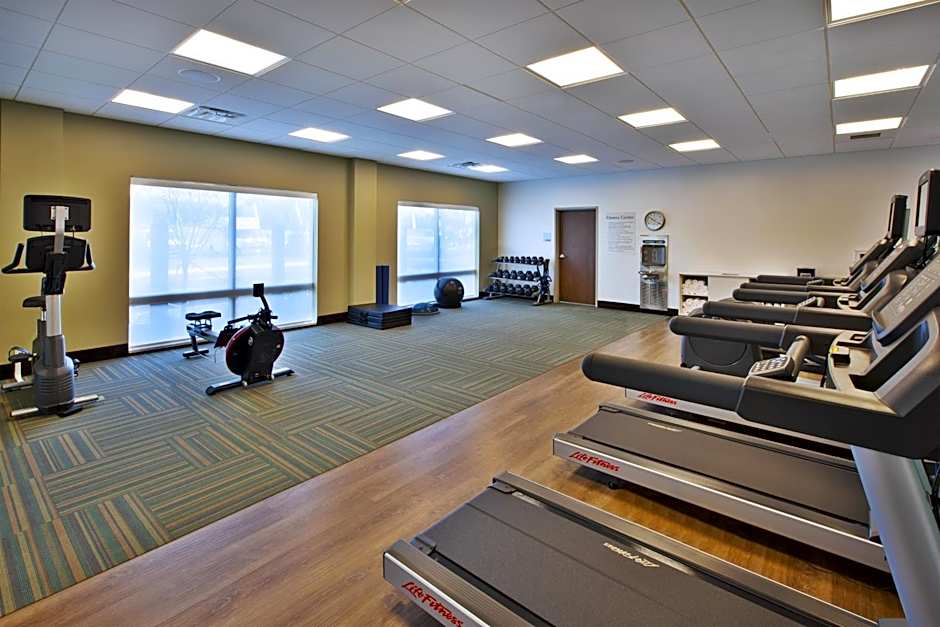 Holiday Inn Express and Suites South Hill By IHG