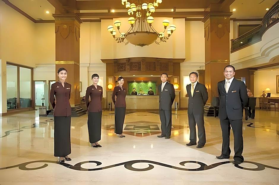 The Sunan Hotel Solo