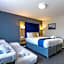 Days Inn by Wyndham Warwick North M40
