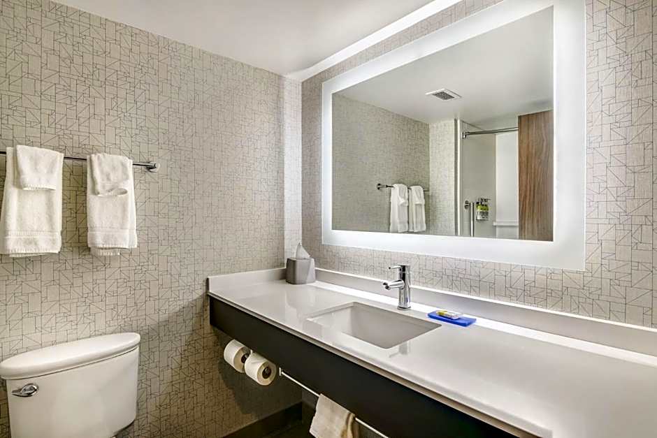 Holiday Inn Express And Suites Longview North By IHG