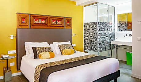 Superior Double or Twin Room with Terrace