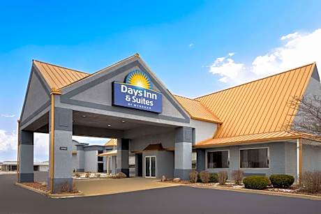 Days Inn & Suites by Wyndham Kokomo
